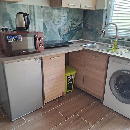 Nha Nghi Cho Cap Doi Va Gia Dinh Apartman Prága Kültér fotó
