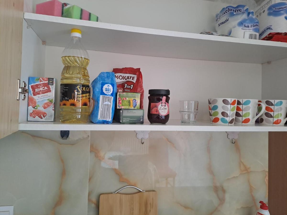 Nha Nghi Cho Cap Doi Va Gia Dinh Apartman Prága Kültér fotó